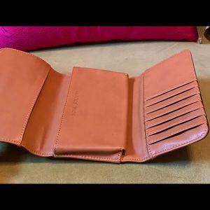 Small wallet/wristlet phone purse